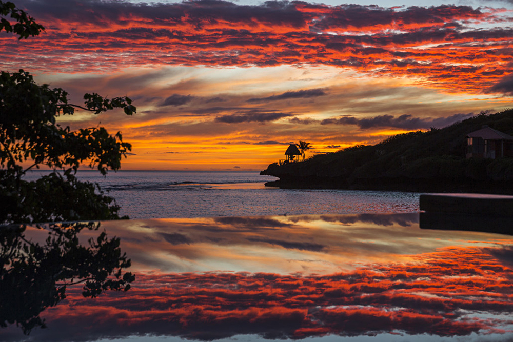 Savasi Island Villas - Gorgeous Fijian Sunset, Savusavu, Fiji