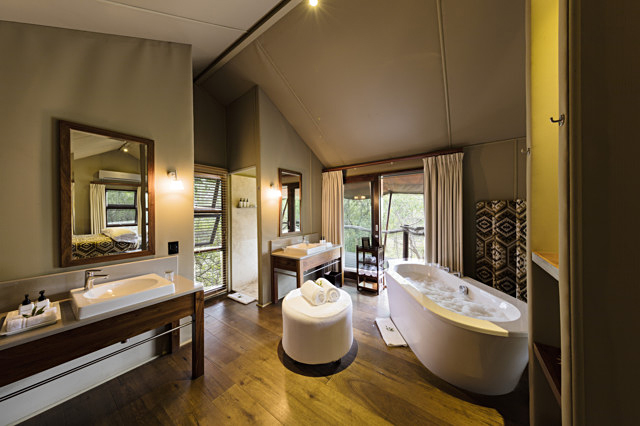 Kirsty Perring - Kapama Private Game Reserve - Luxurious Tent at Kapama Buffalo Camp, South Africa