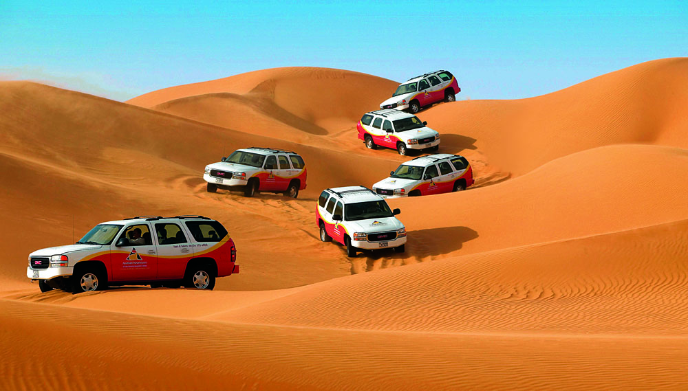 Experience off roading on the Sundowner Safari in Dubai