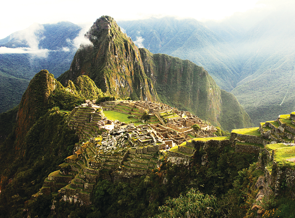 Machu Picchu Inca Lost city in Mist, Peru_161549252